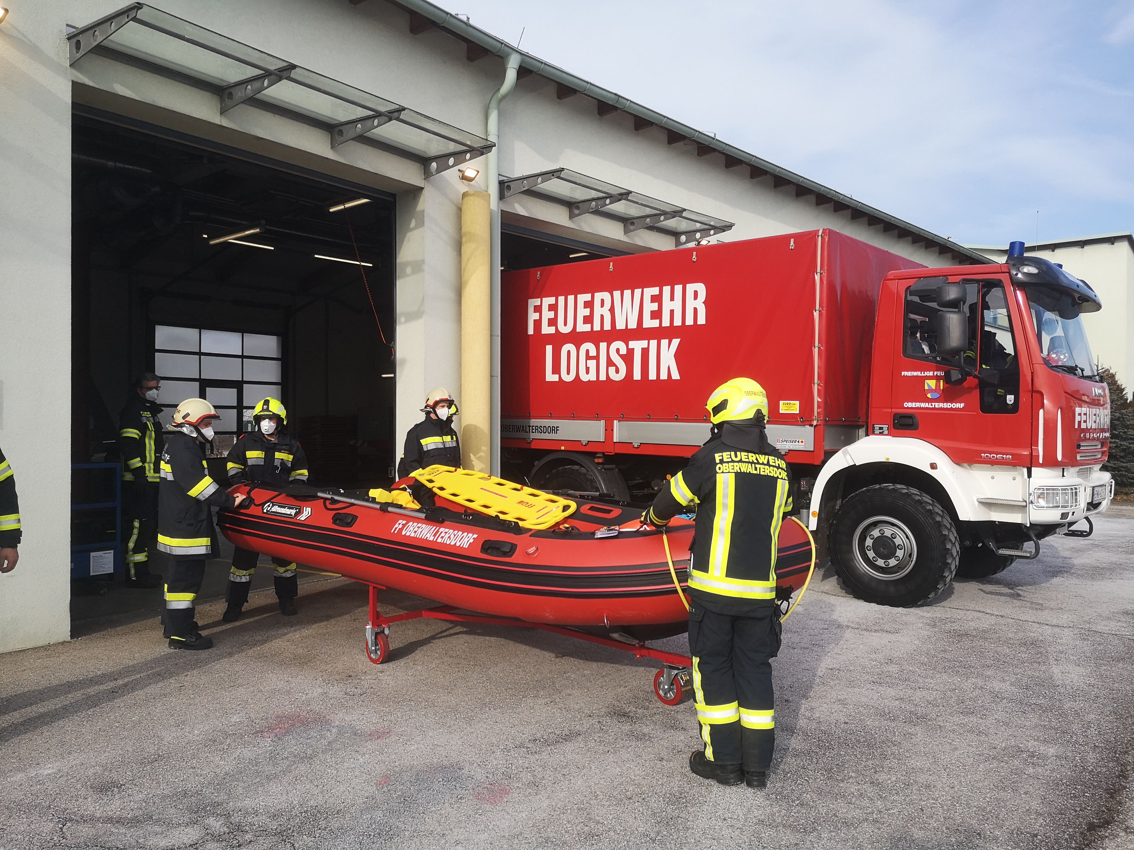 Allroundmarin Poker 460 Heavy Duty - rot 38cm - Outdoor Monkey