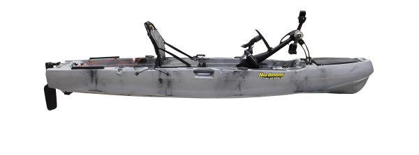 Nordmann® Hunter 10.5 Angelkajak Sit on Top inkl. Zahnstangen-Pedalantrieb - Camo/Steel - Outdoor Monkey