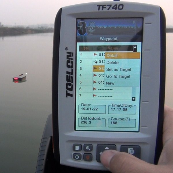 Carp Royal Toslon TF740 mit GPS Autopilot Kompass für Futterboote